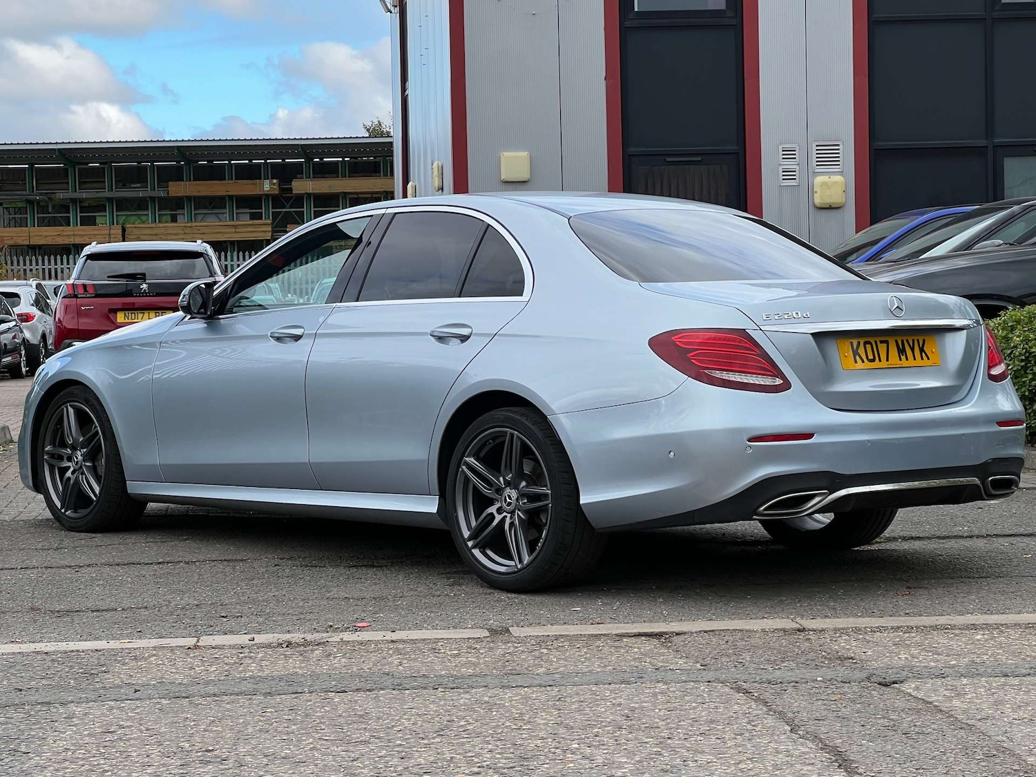 Used Mercedes-Benz E Class 2017 for sale - 76331505: Photo 11