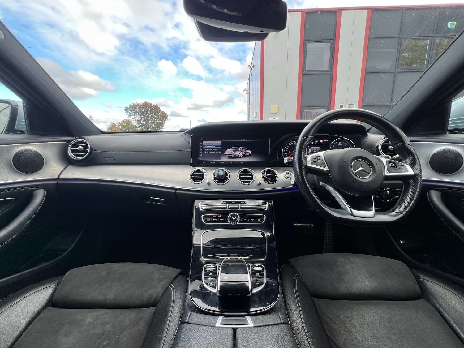 Used Mercedes-Benz E Class 2017 for sale - 76331505: Photo 23