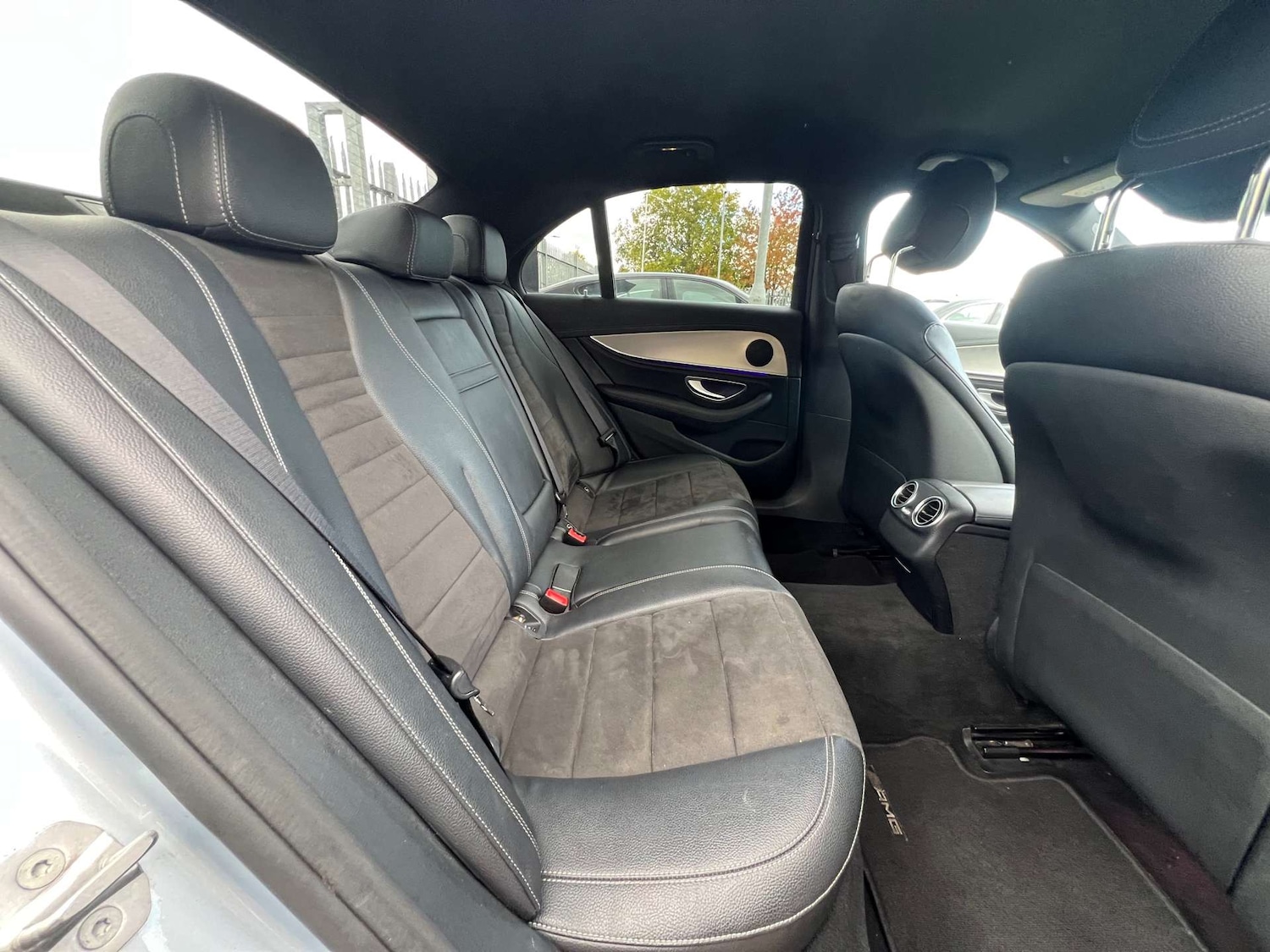 Used Mercedes-Benz E Class 2017 for sale - 76331505: Photo 34