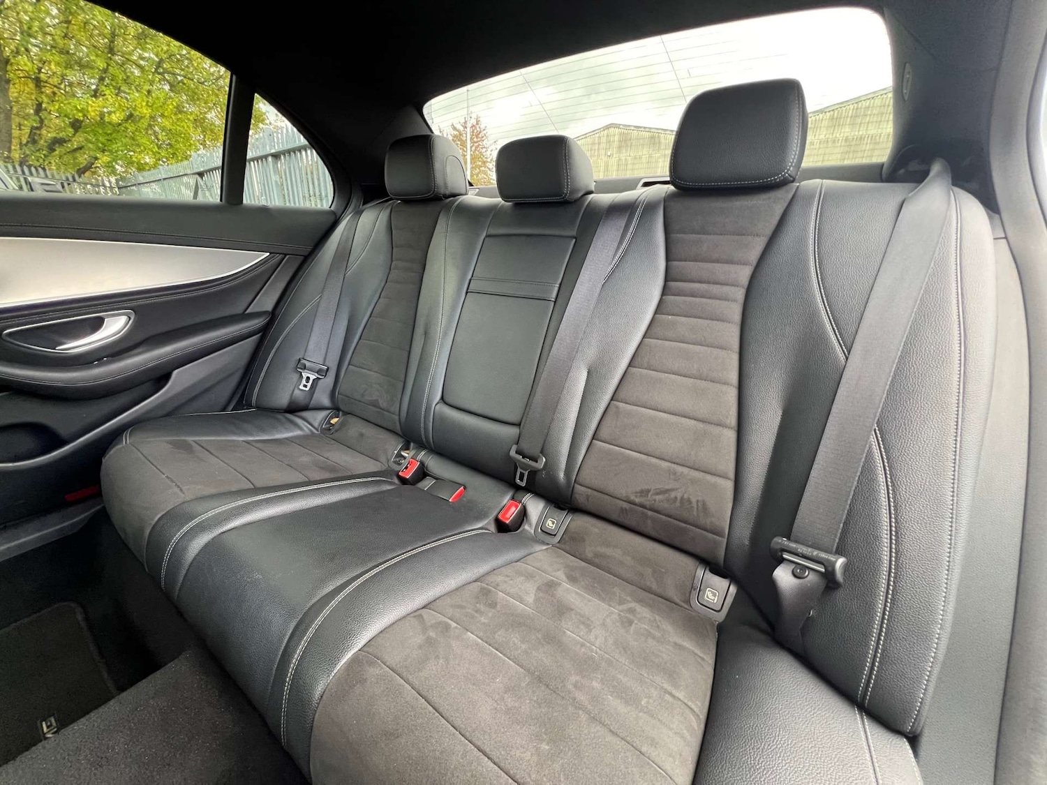 Used Mercedes-Benz E Class 2017 for sale - 76331505: Photo 36
