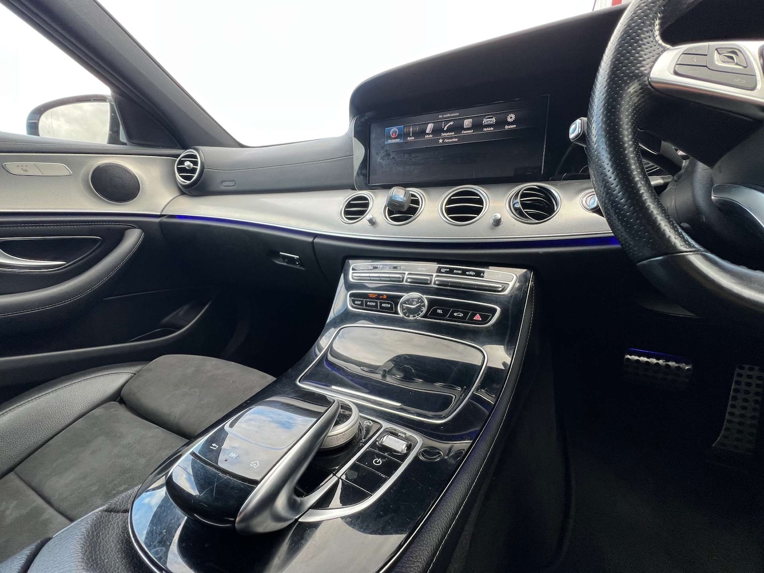 Used Mercedes-Benz E Class 2017 for sale - 76331505: Photo 46
