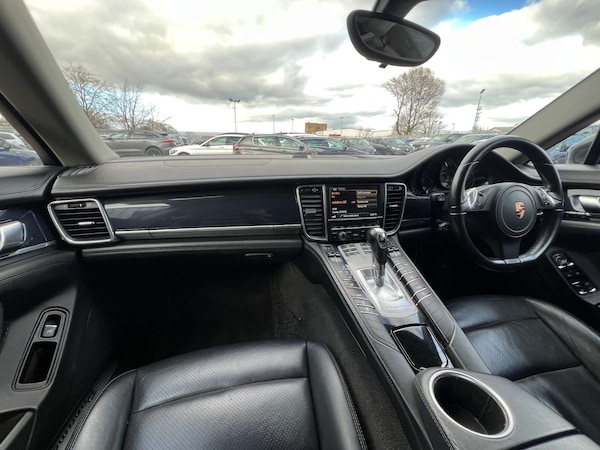 Used Porsche Panamera 2012 for sale - 74707827: Photo 46
