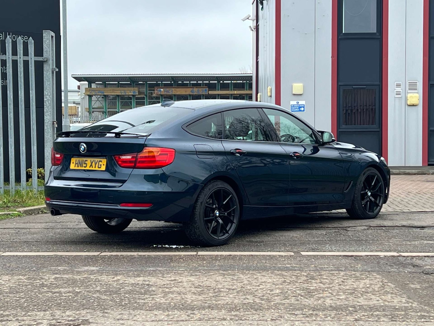 Used BMW 3 Series 2015 for sale - 77328604: Photo 17