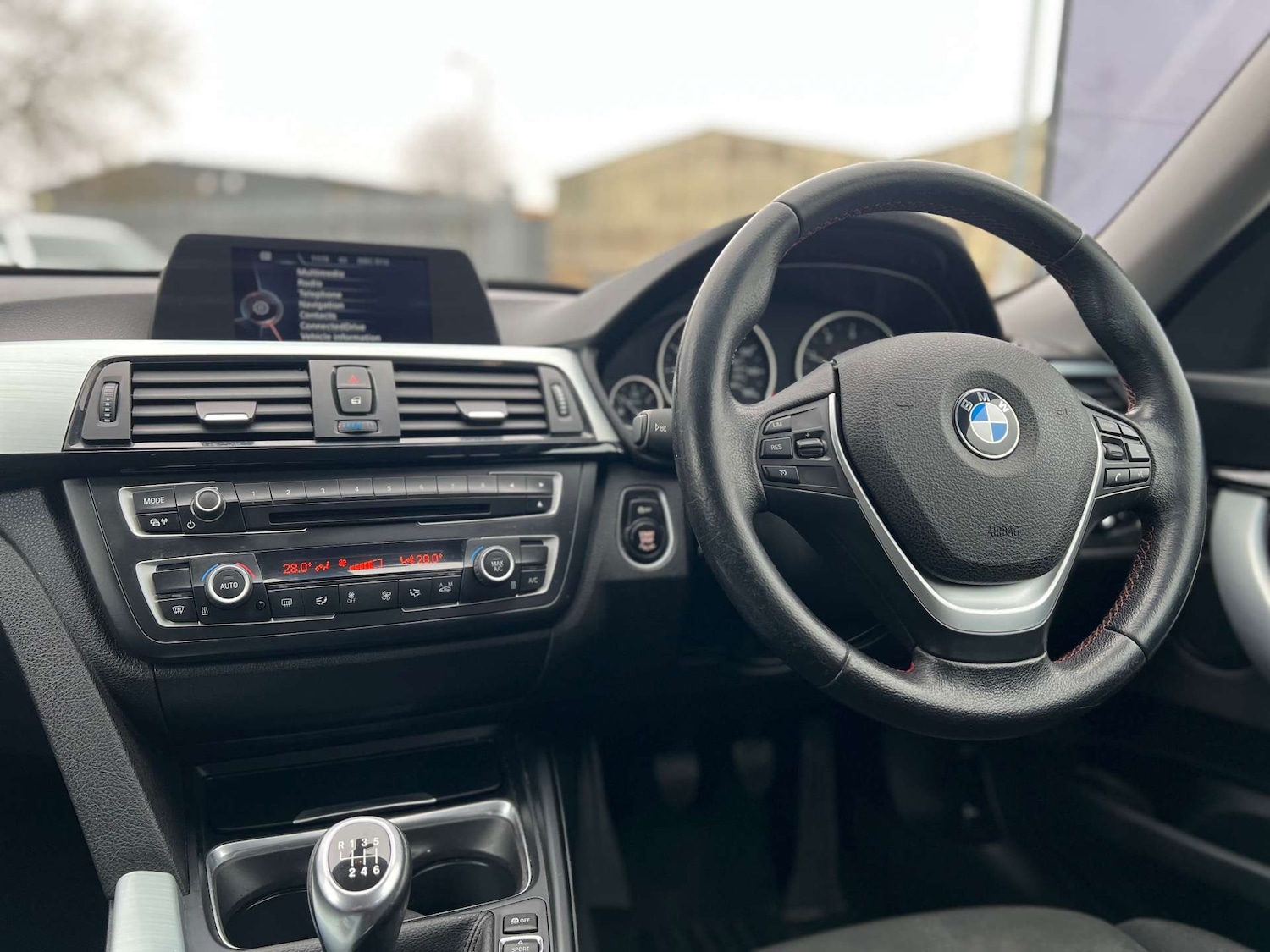 Used BMW 3 Series 2015 for sale - 77328604: Photo 25