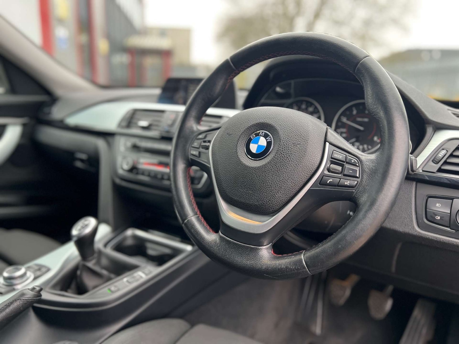 Used BMW 3 Series 2015 for sale - 77328604: Photo 28