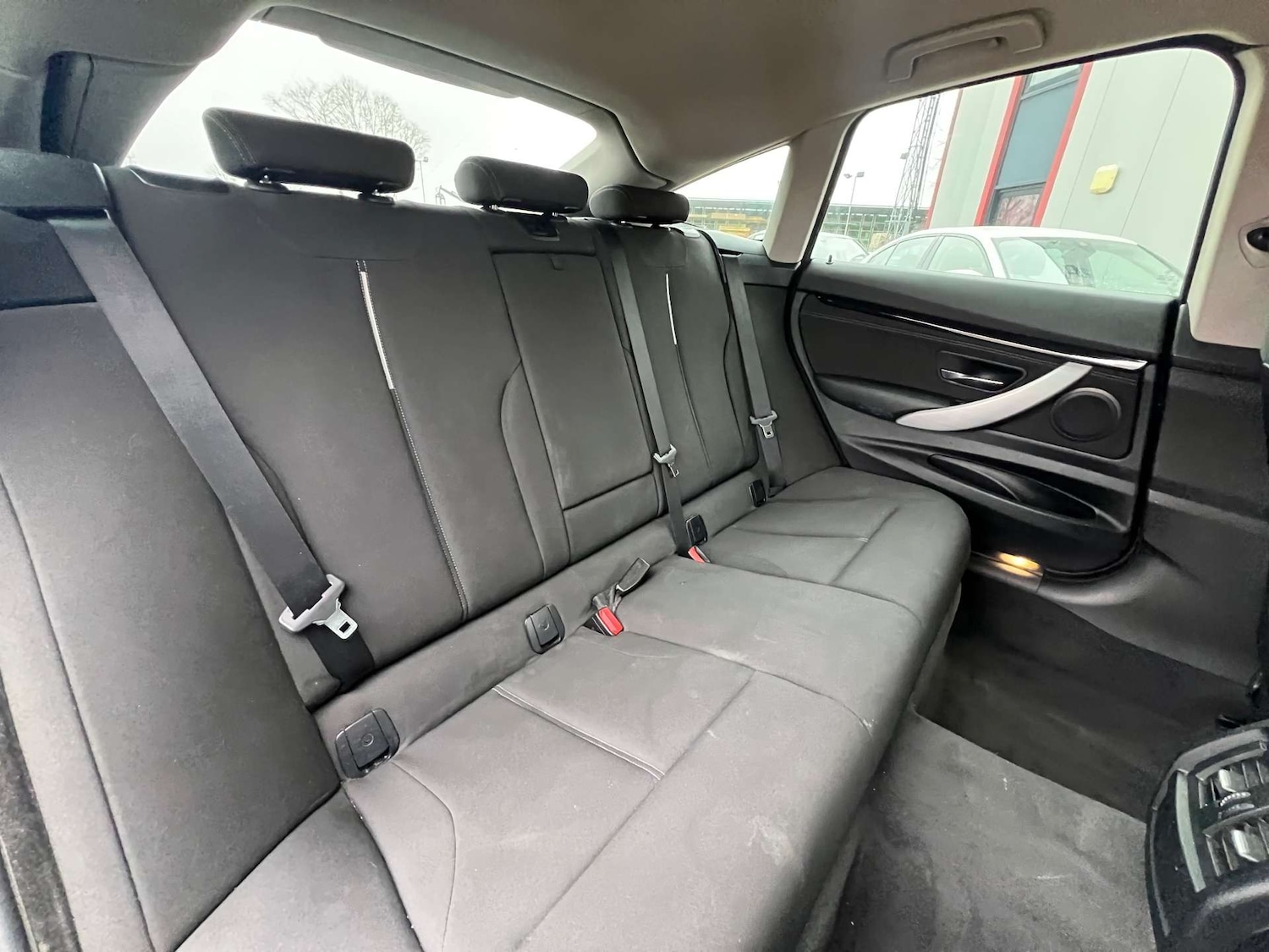 Used BMW 3 Series 2015 for sale - 77328604: Photo 32