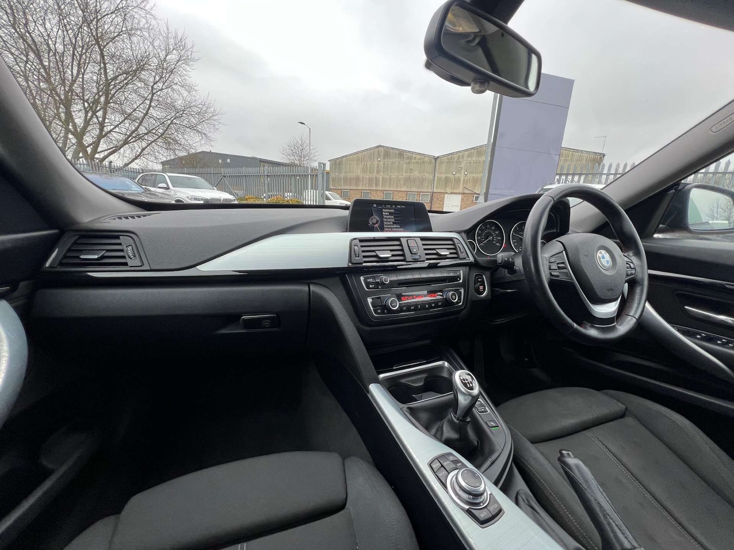 Used BMW 3 Series 2015 for sale - 77328604: Photo 42