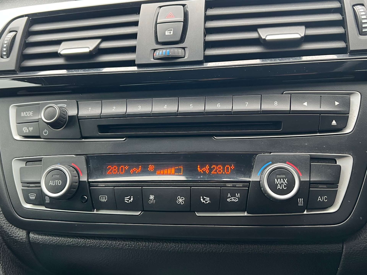 Used BMW 3 Series 2015 for sale - 77328604: Photo 50