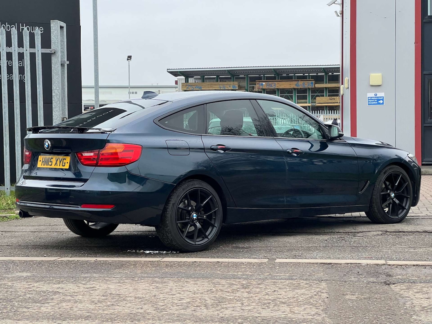 Used BMW 3 Series 2015 for sale - 77328604: Photo 8