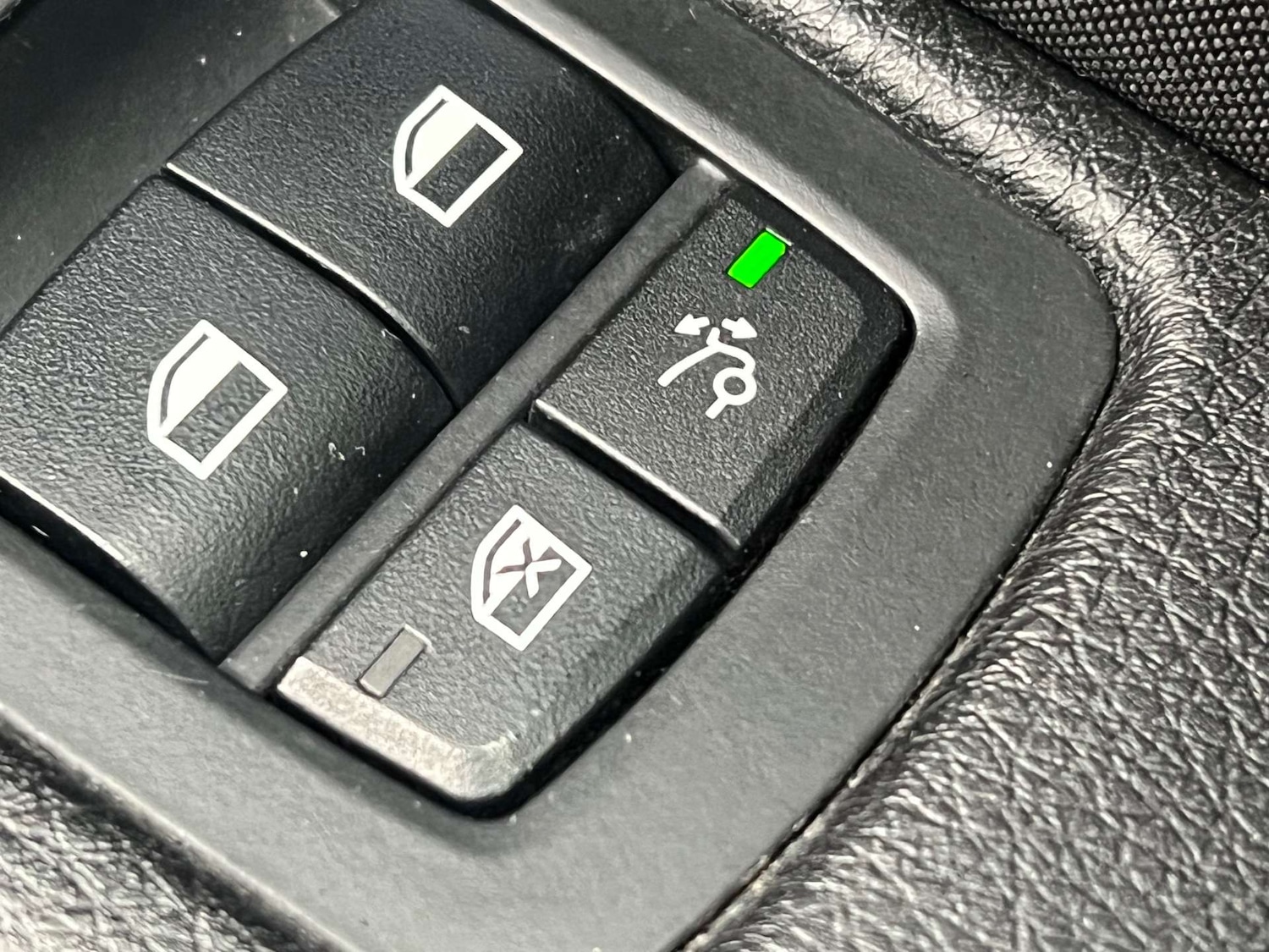 Used BMW 3 Series 2015 for sale - 77328604: Photo 81