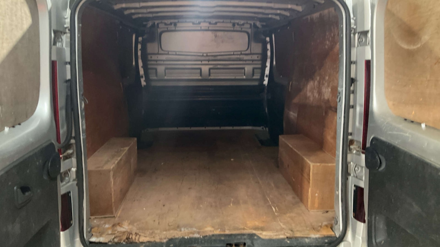 Used Vauxhall Vivaro 2016 for sale - 77911305: Photo 9