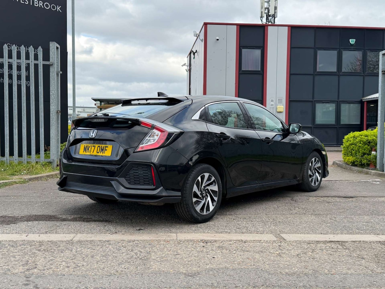 Used Honda Civic 2017 for sale - 77662826: Photo 17