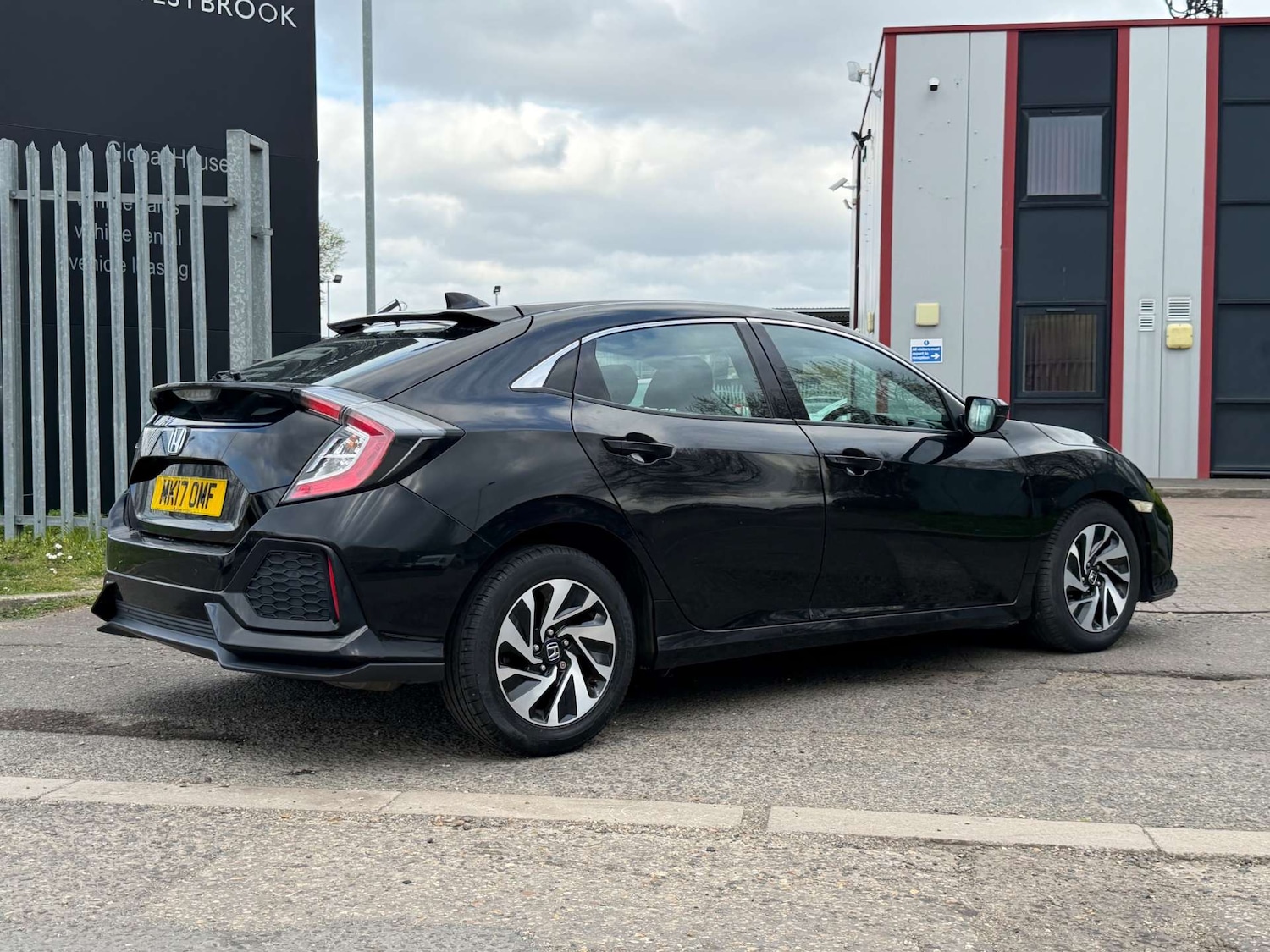 Used Honda Civic 2017 for sale - 77662826: Photo 18