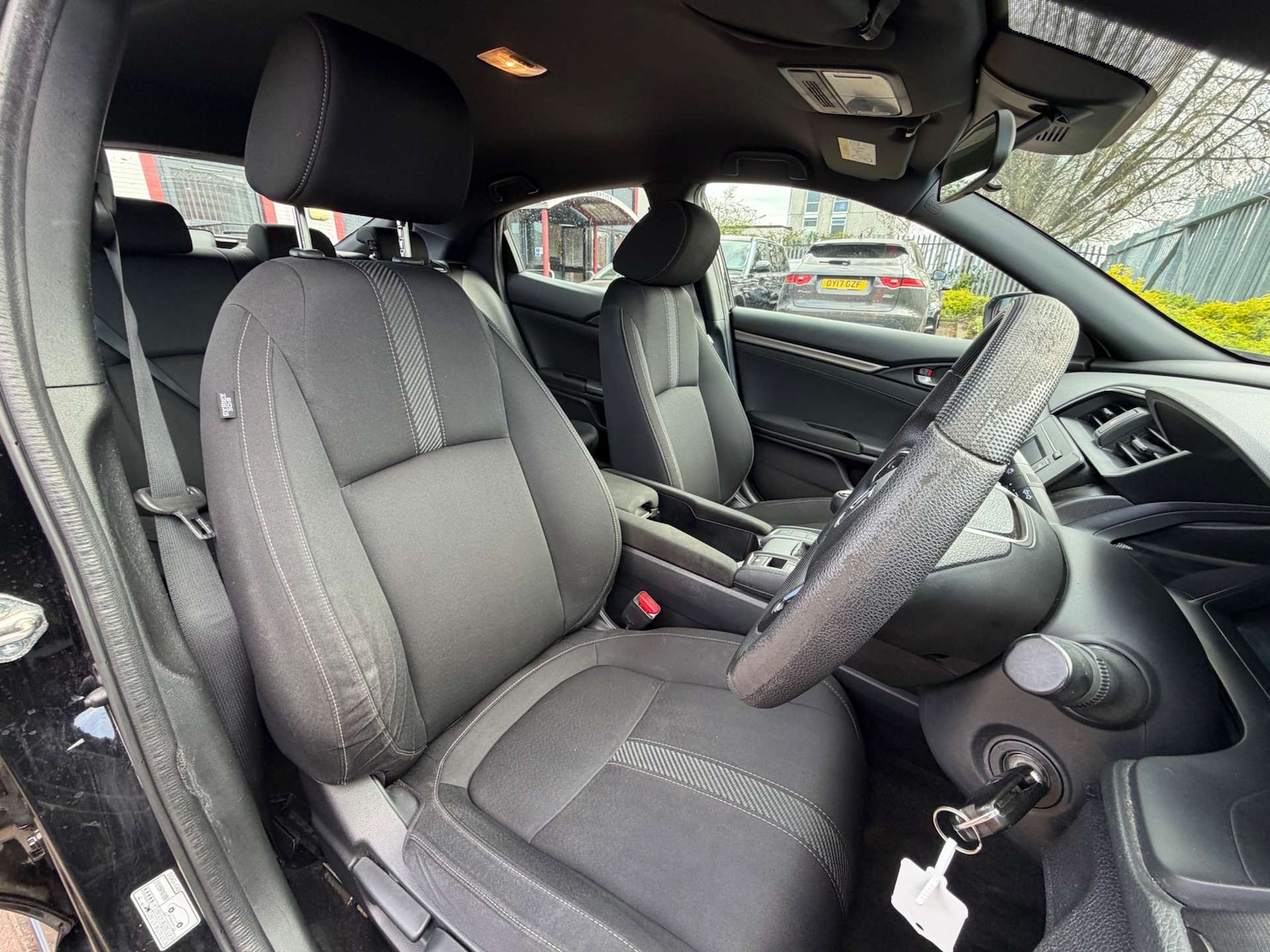 Used Honda Civic 2017 for sale - 77662826: Photo 29