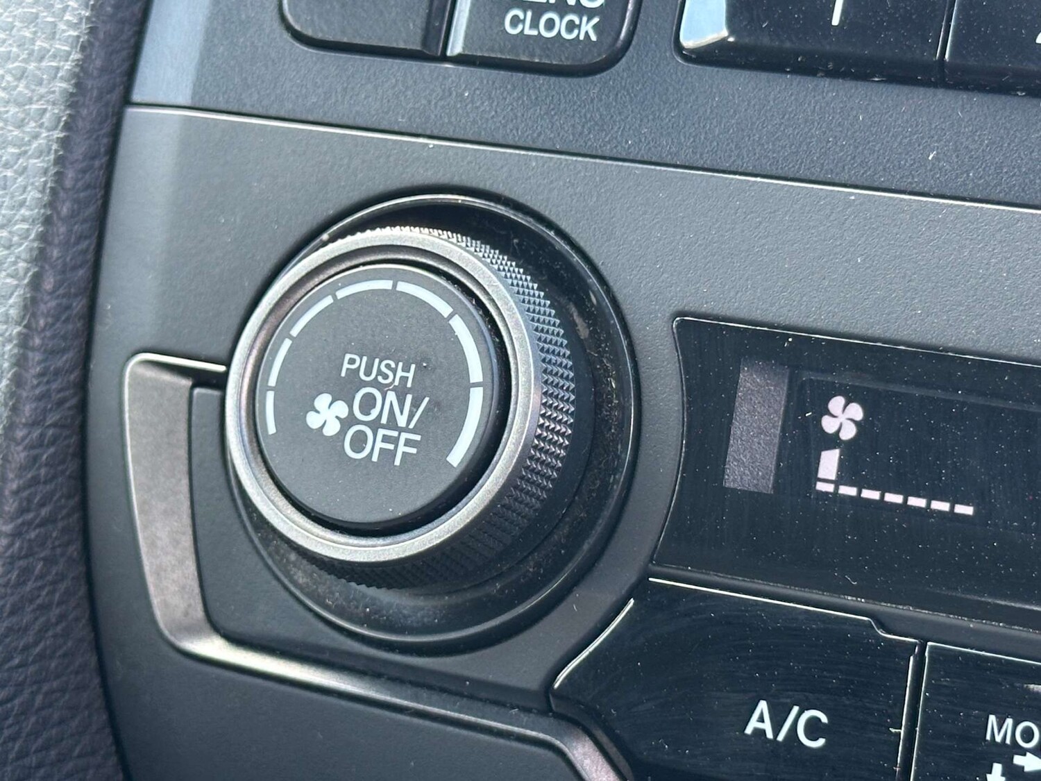 Used Honda Civic 2017 for sale - 77662826: Photo 47