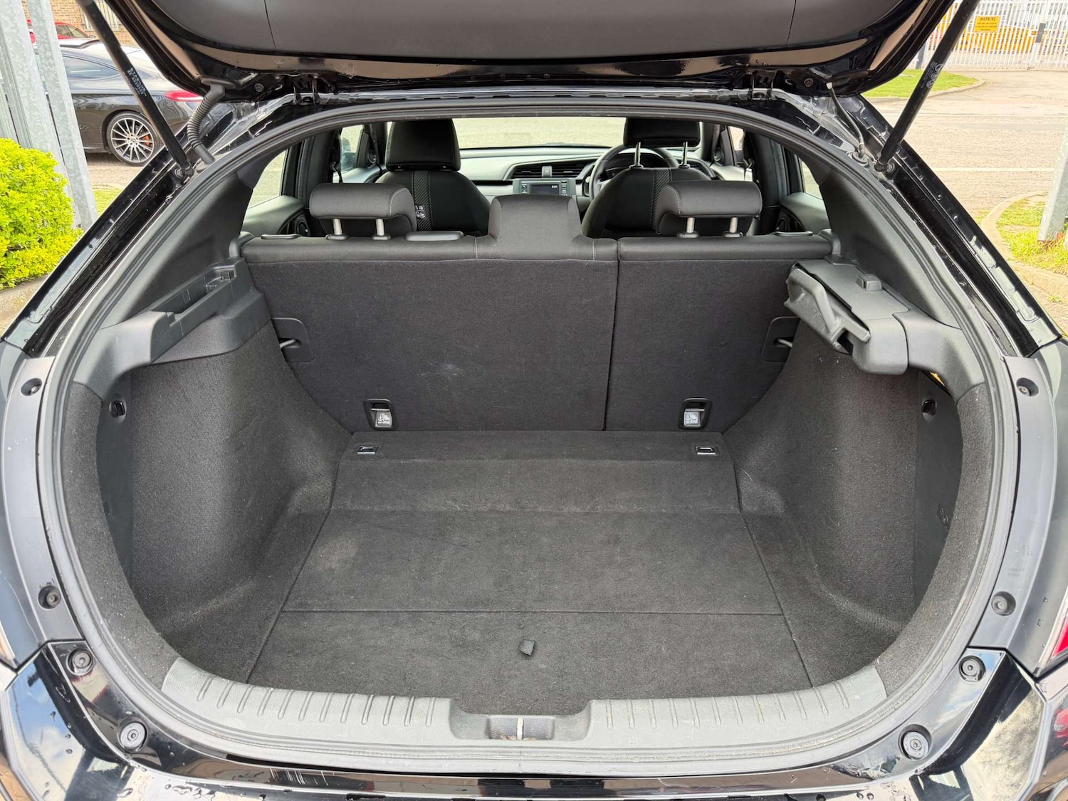 Used Honda Civic 2017 for sale - 77662826: Photo 69