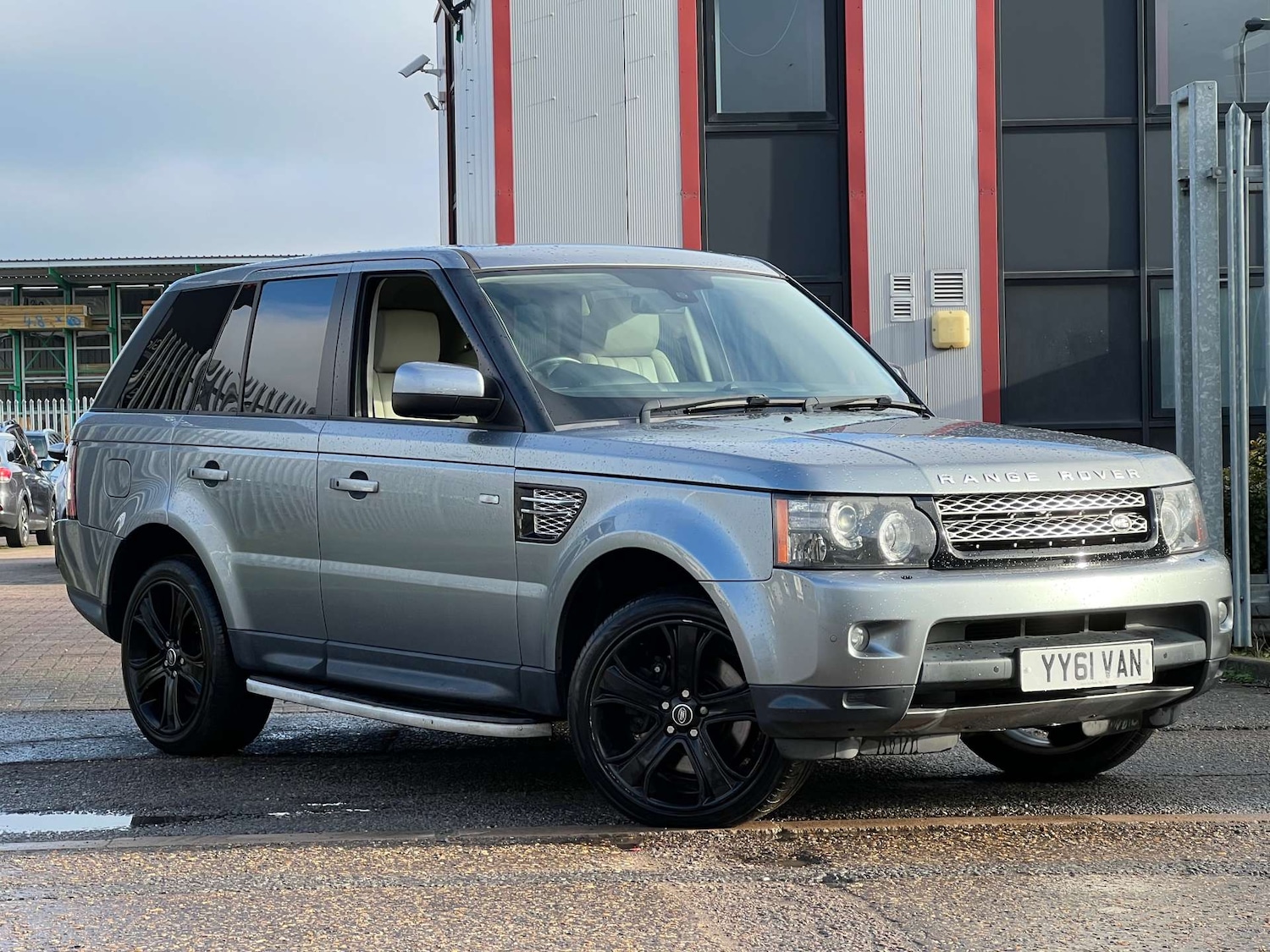 Used Land Rover Range Rover Sport 2013 for sale - 77662806: Photo 3