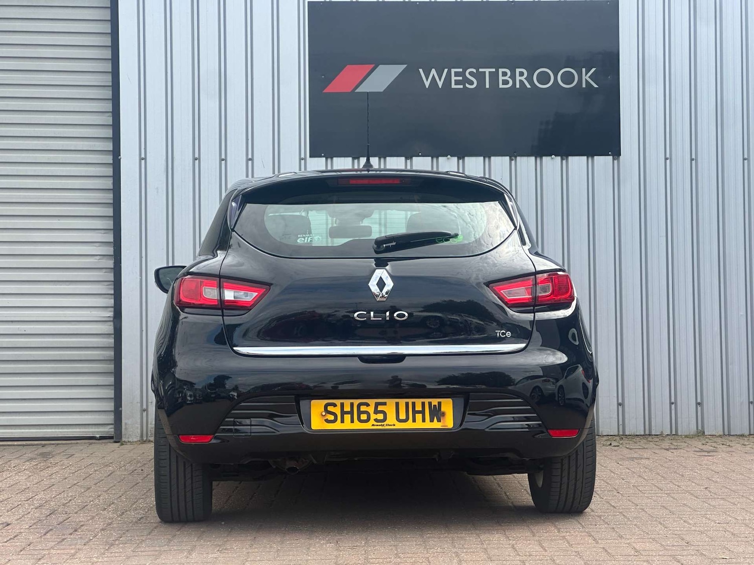 Used Renault Clio 2015 for sale - 77096052: Photo 5