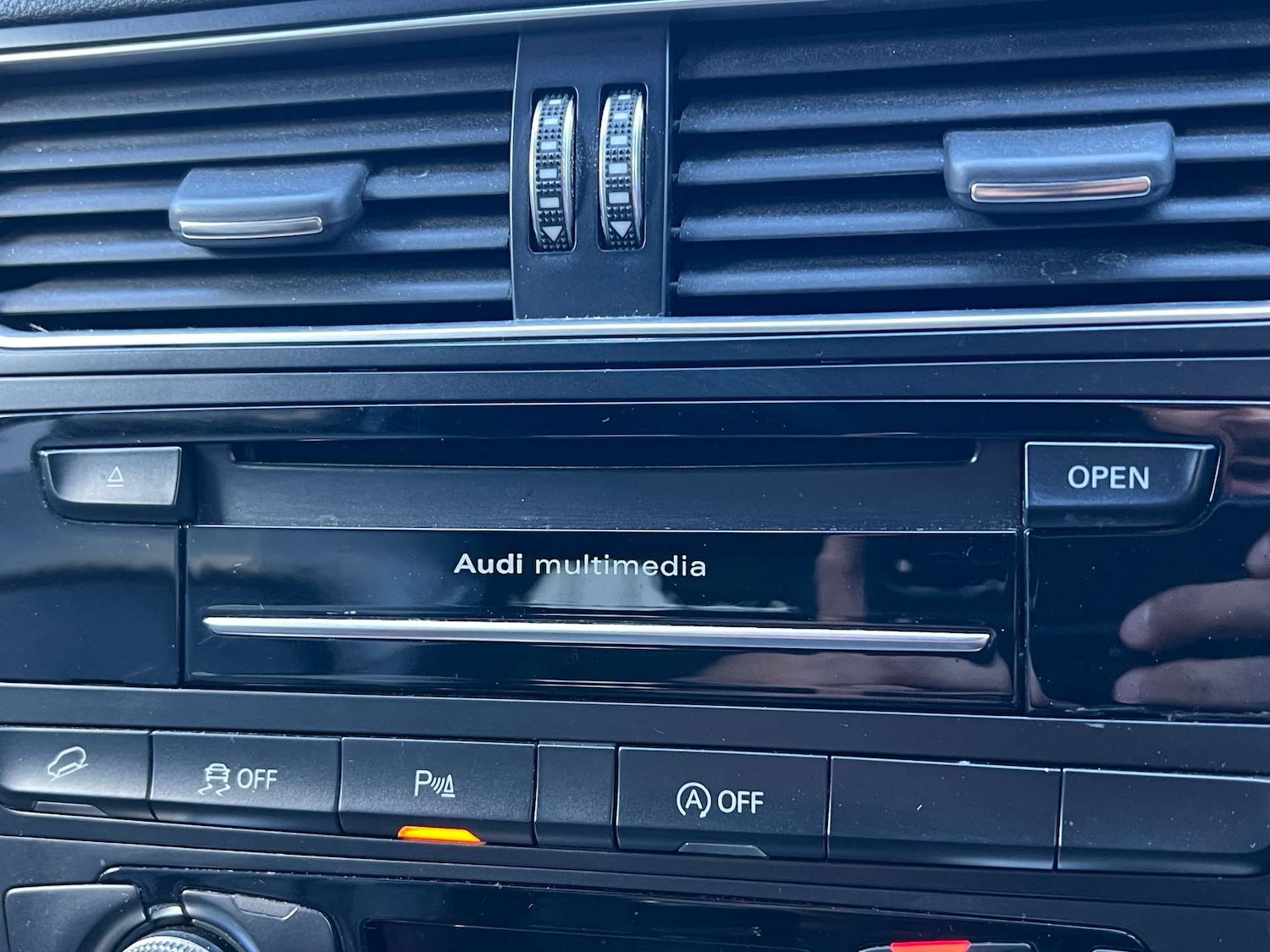 Used Audi Q5 2015 for sale - 76367351: Photo 50