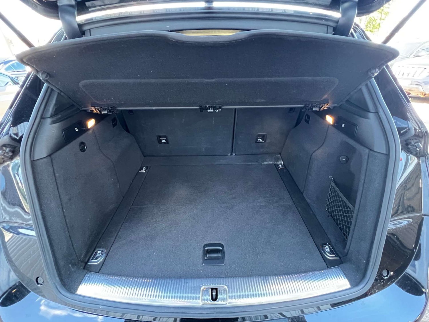 Used Audi Q5 2015 for sale - 76367351: Photo 67
