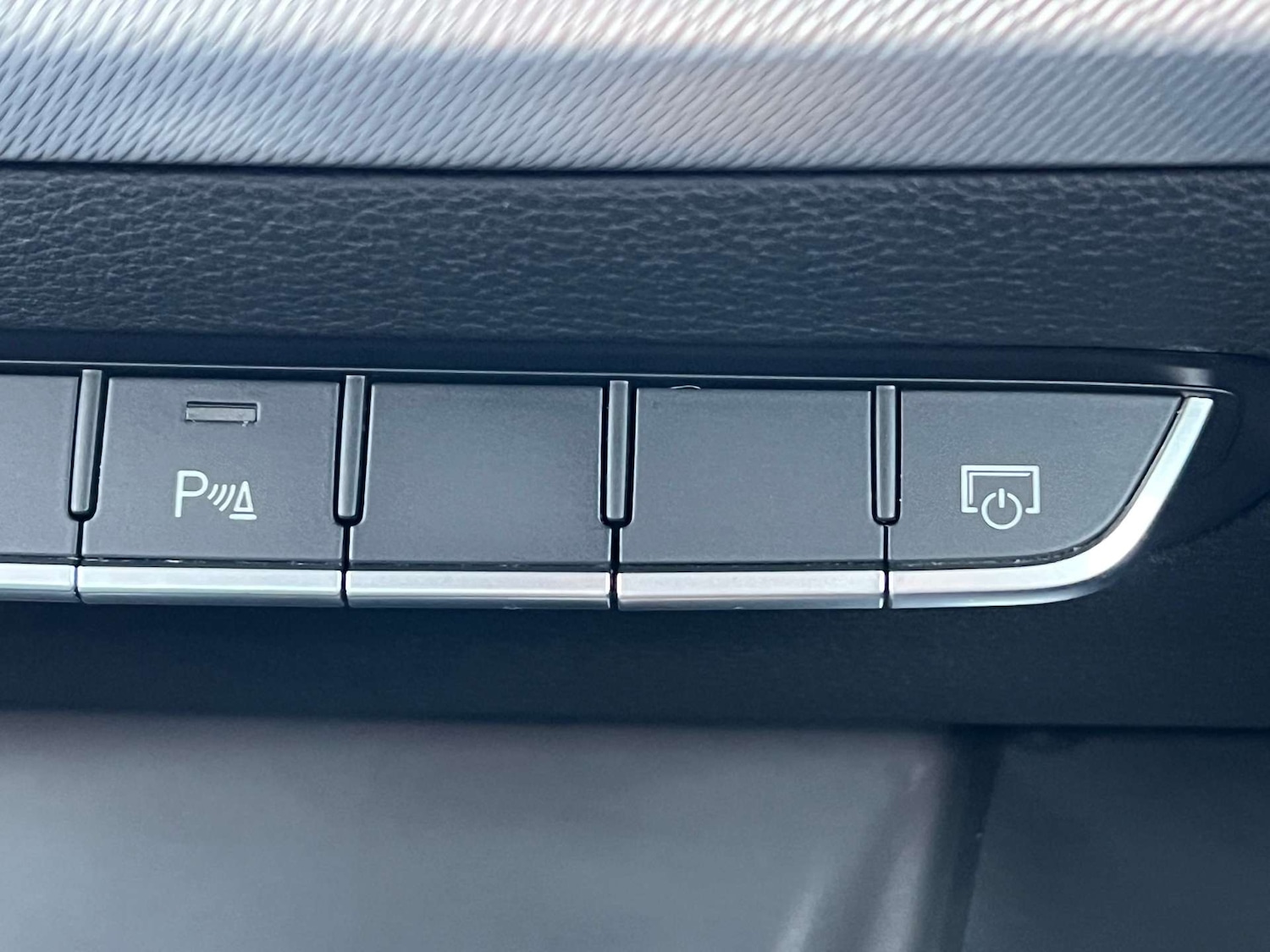 Used Audi A4 2017 for sale - 77662753: Photo 51