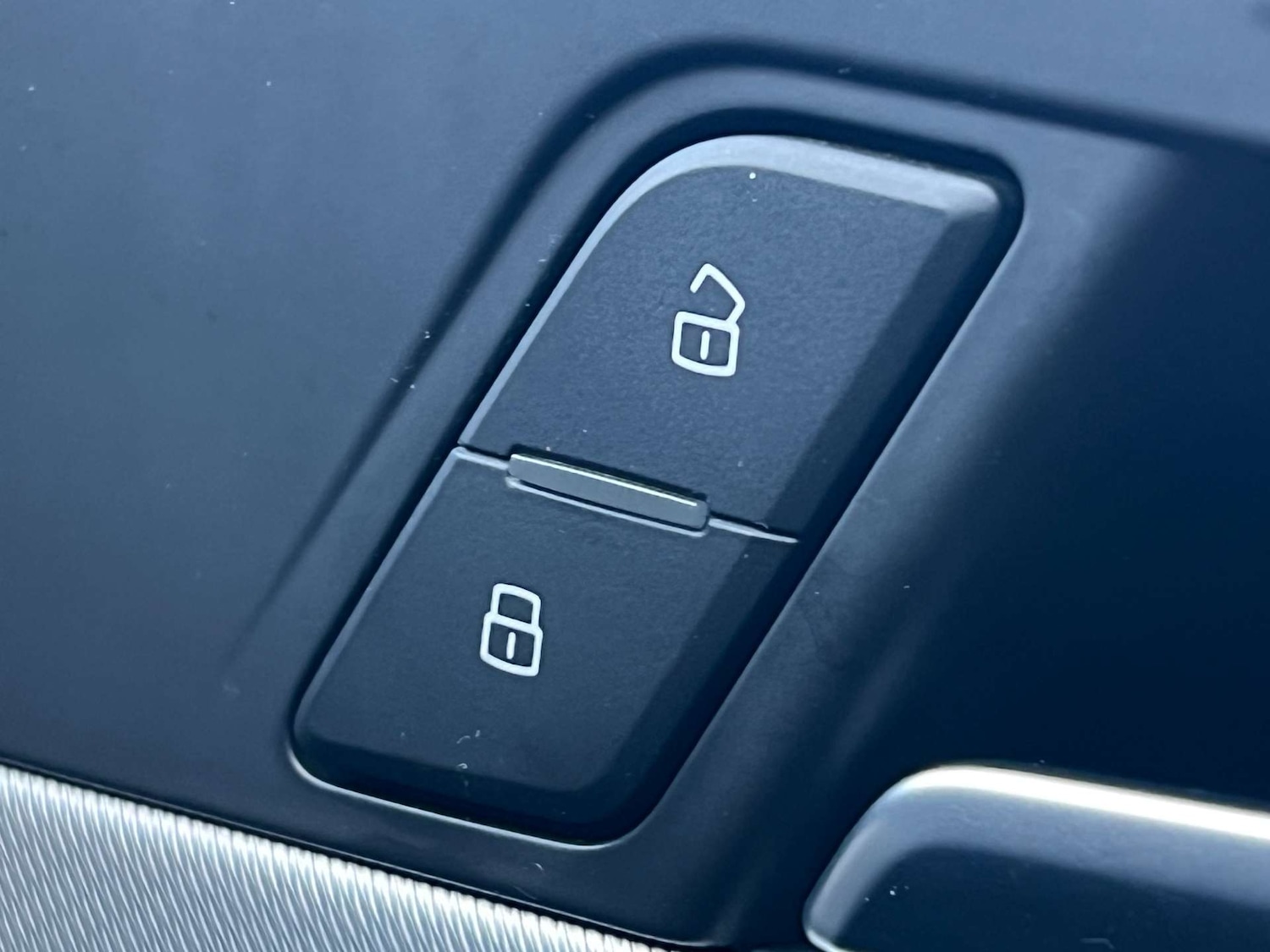 Used Audi A4 2017 for sale - 77662753: Photo 77