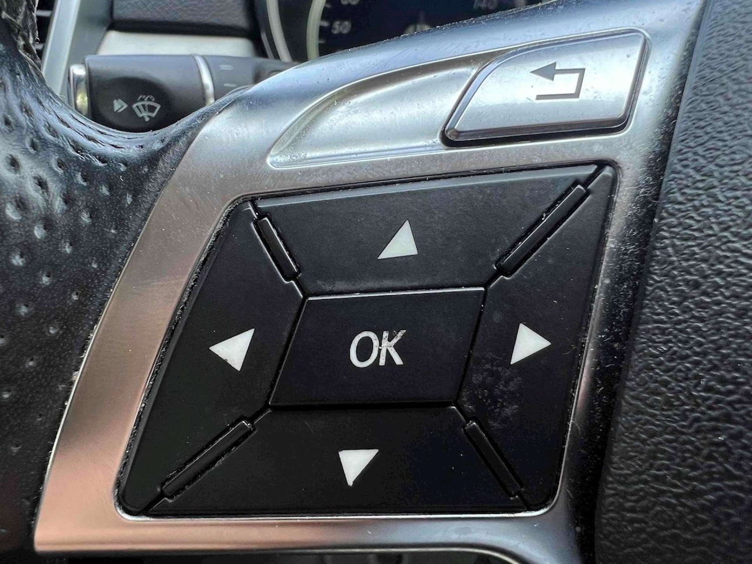 Used Mercedes-Benz M Class 2012 for sale - 76600763: Photo 29