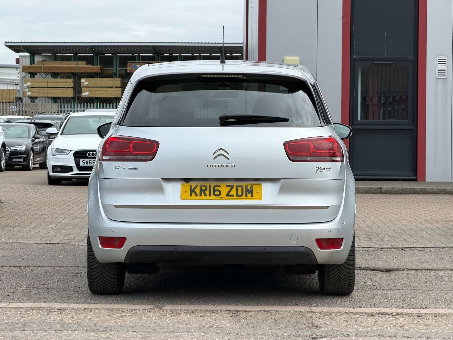 Used Citroen C4 Picasso 2016 for sale - 77662819: Photo 19