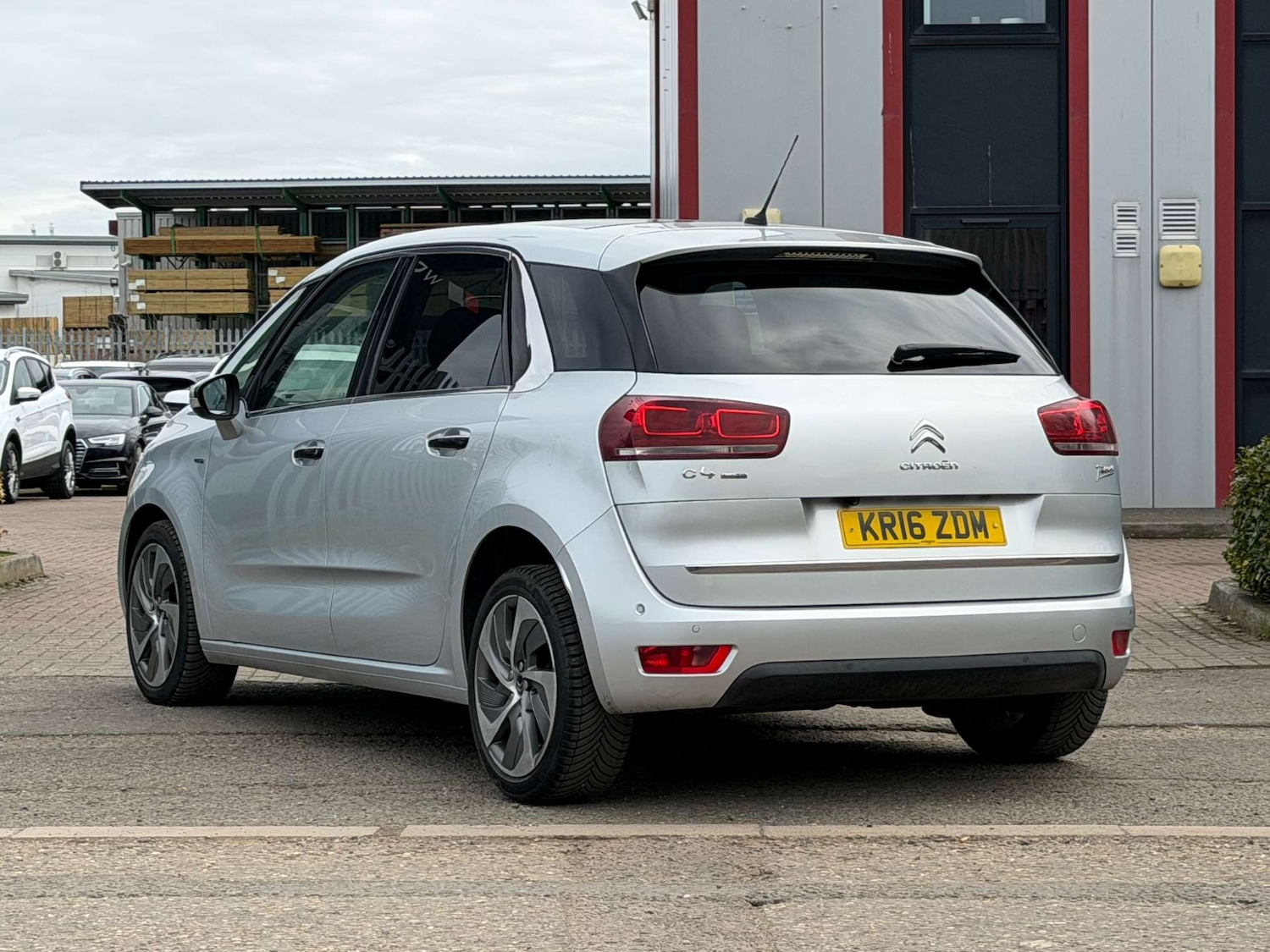 Used Citroen C4 Picasso 2016 for sale - 77662819: Photo 20