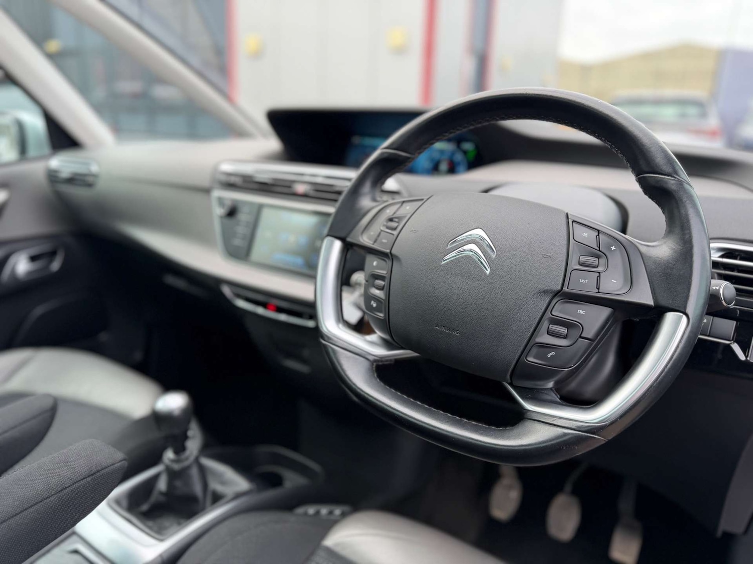 Used Citroen C4 Picasso 2016 for sale - 77662819: Photo 28