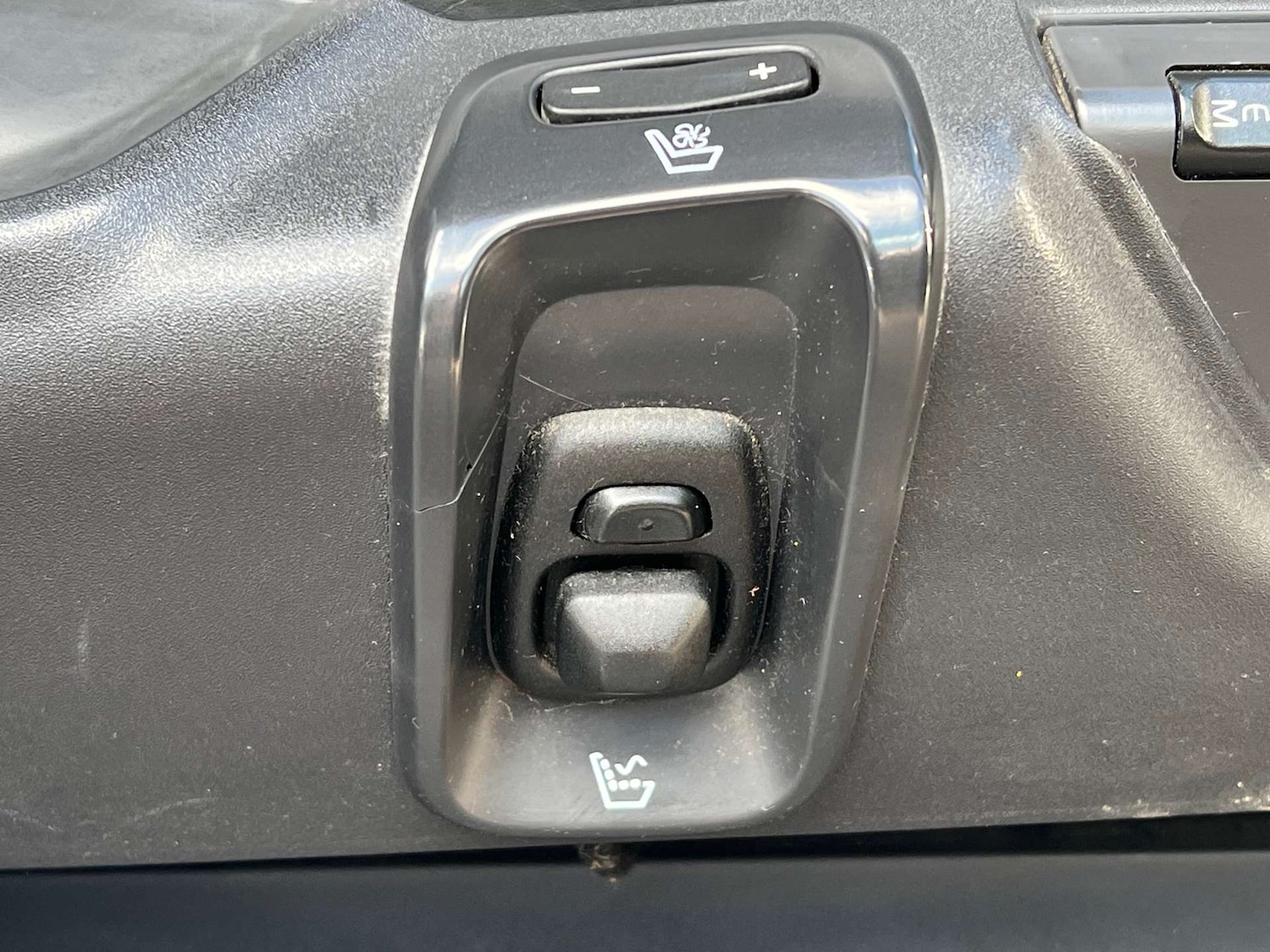 Used Volvo XC90 2012 for sale - 75853106: Photo 25