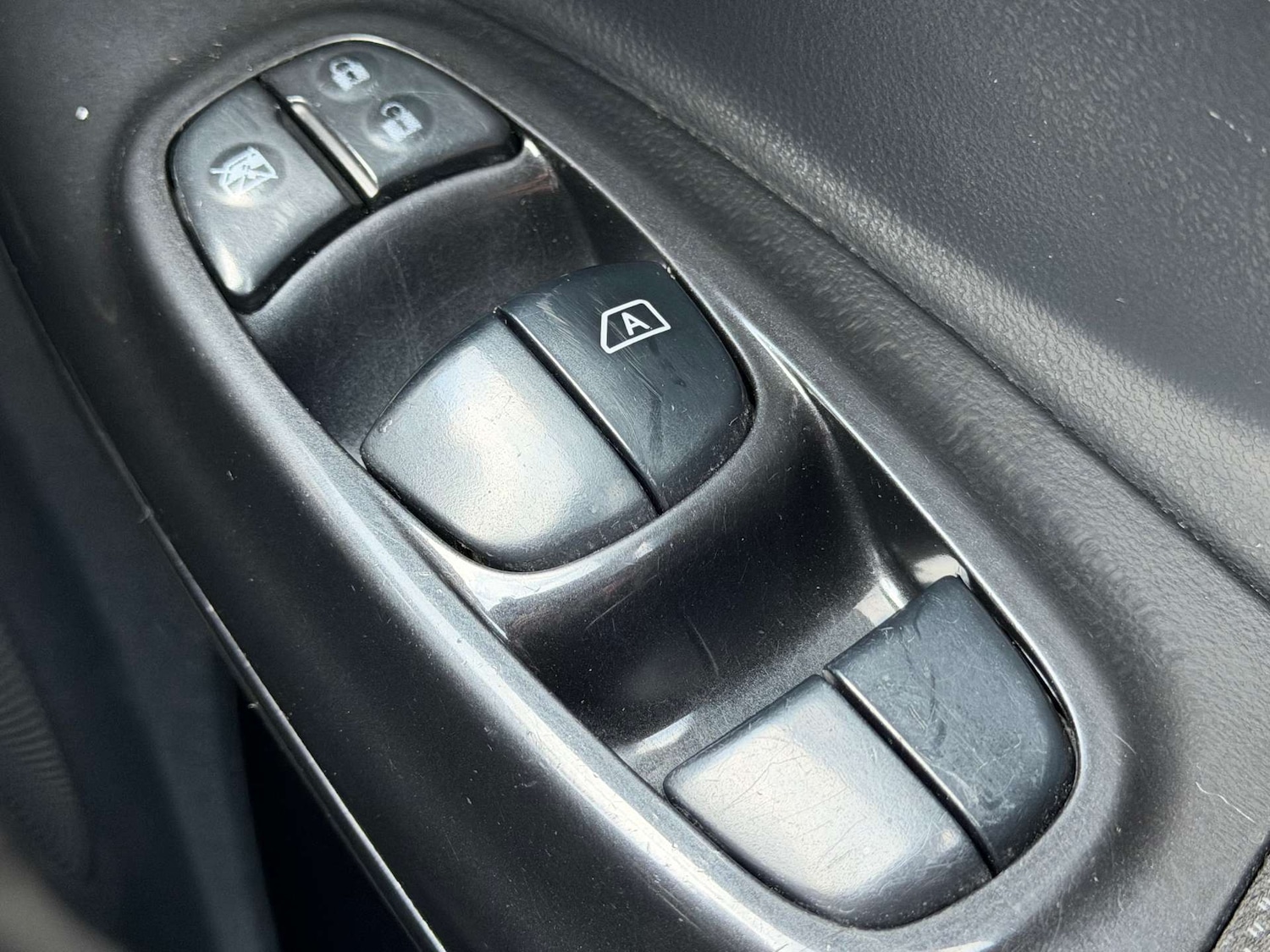 Used Nissan Juke 2014 for sale - 77247862: Photo 48