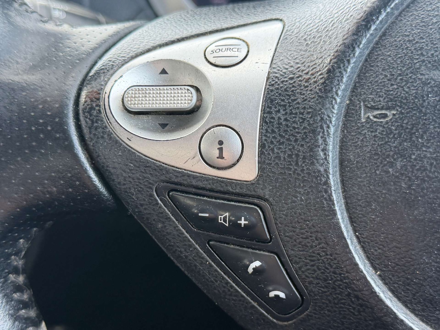 Used Nissan Juke 2014 for sale - 77247862: Photo 51