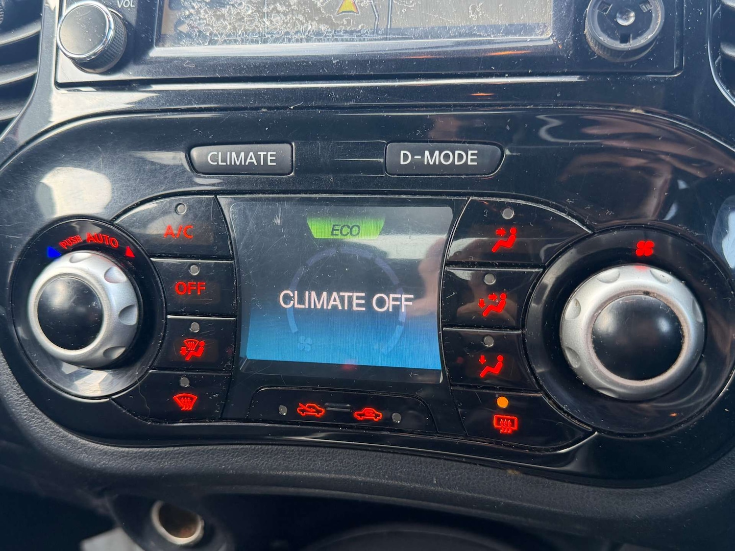 Used Nissan Juke 2014 for sale - 77247862: Photo 53