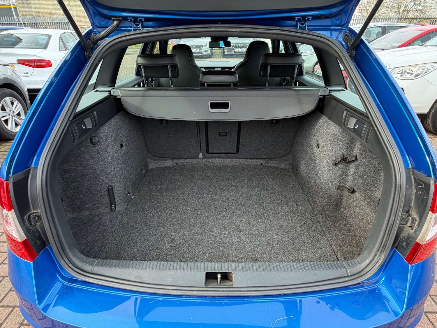 Used Skoda Octavia 2014 for sale - 77268894: Photo 70