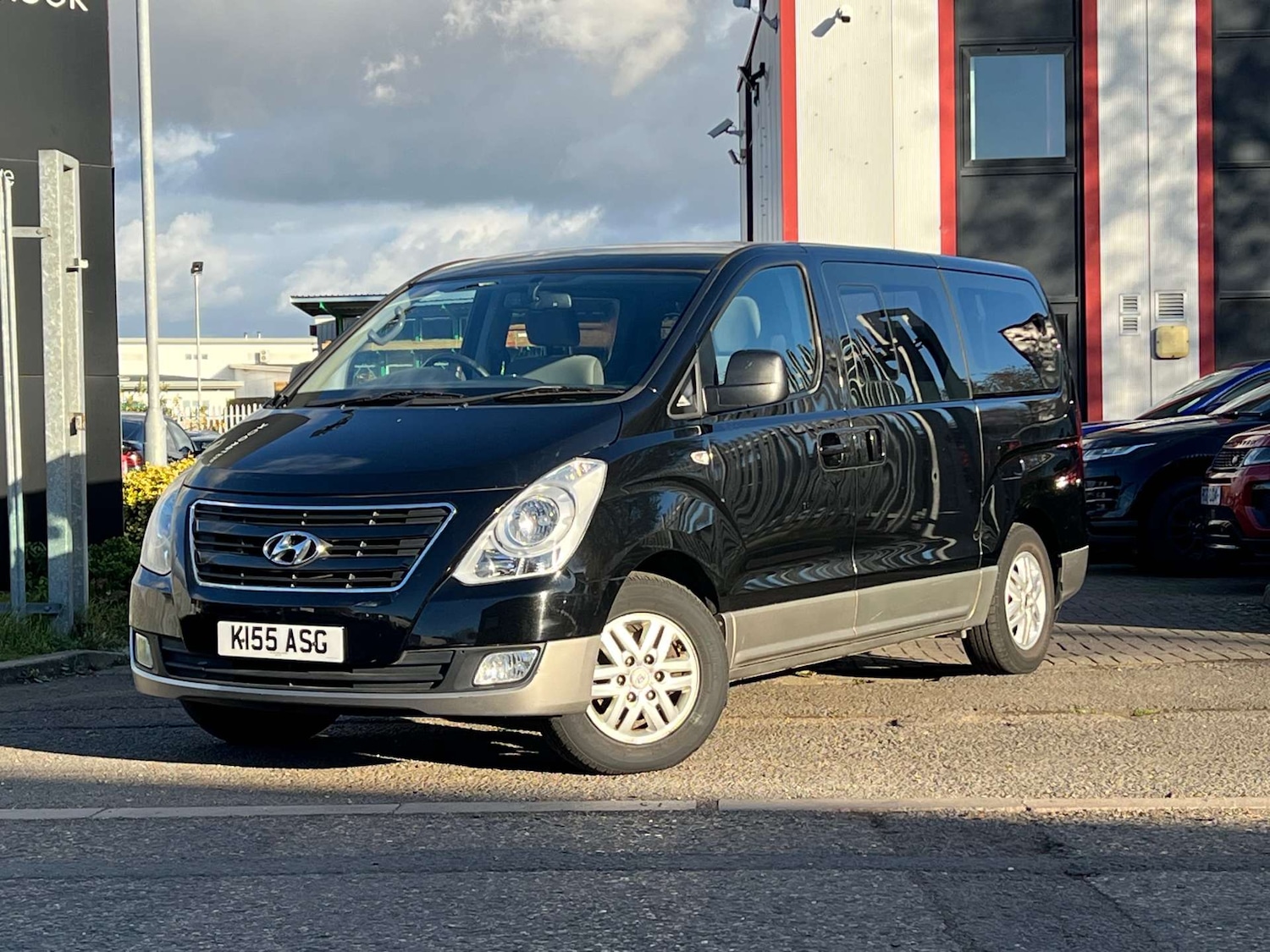 Used Hyundai i800 2018 for sale - 76020186: Photo 16