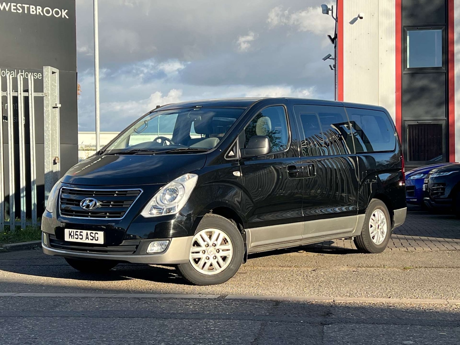 Used Hyundai i800 2018 for sale - 76020186: Photo 17