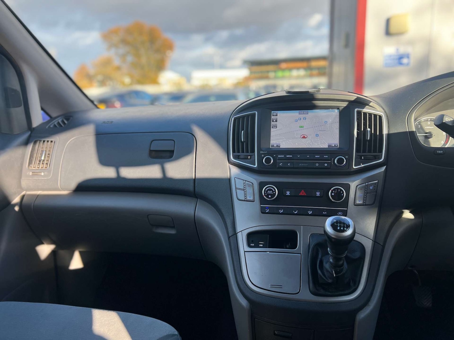 Used Hyundai i800 2018 for sale - 76020186: Photo 25