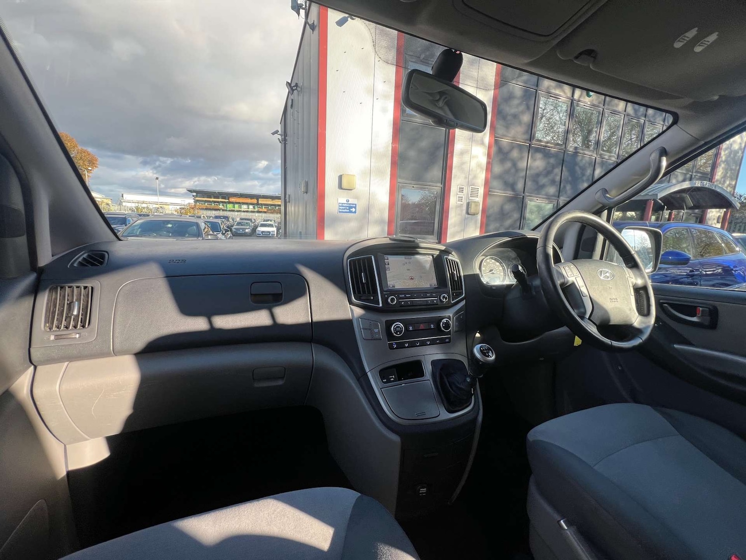 Used Hyundai i800 2018 for sale - 76020186: Photo 45