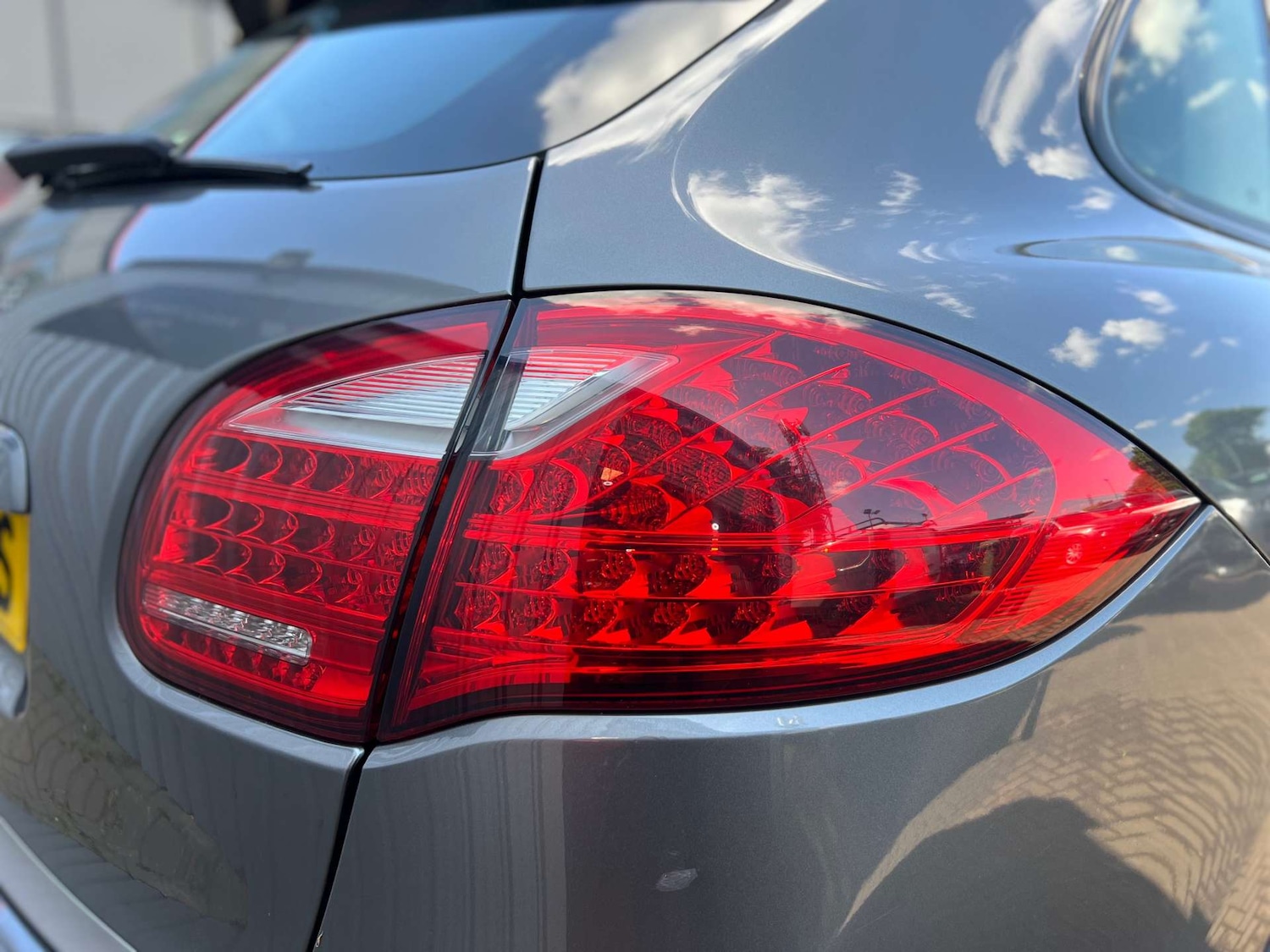 Used Porsche Cayenne 2013 for sale - 76437895: Photo 14