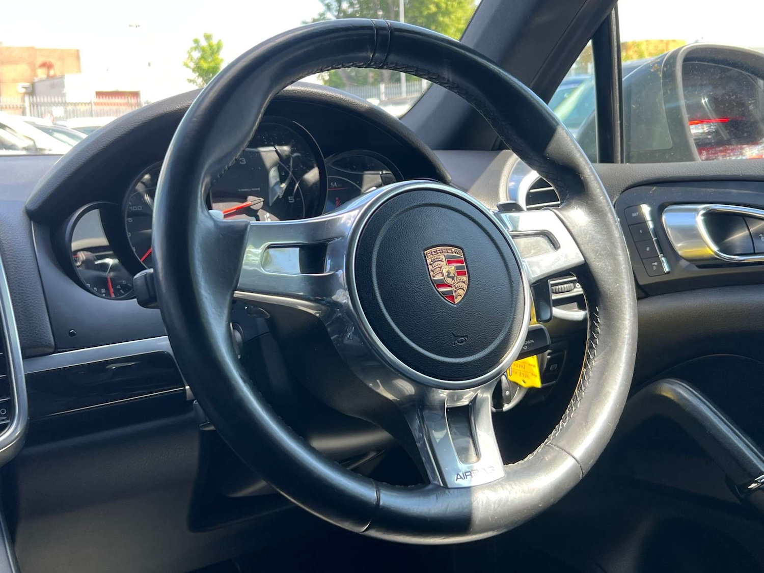 Used Porsche Cayenne 2013 for sale - 76437895: Photo 16