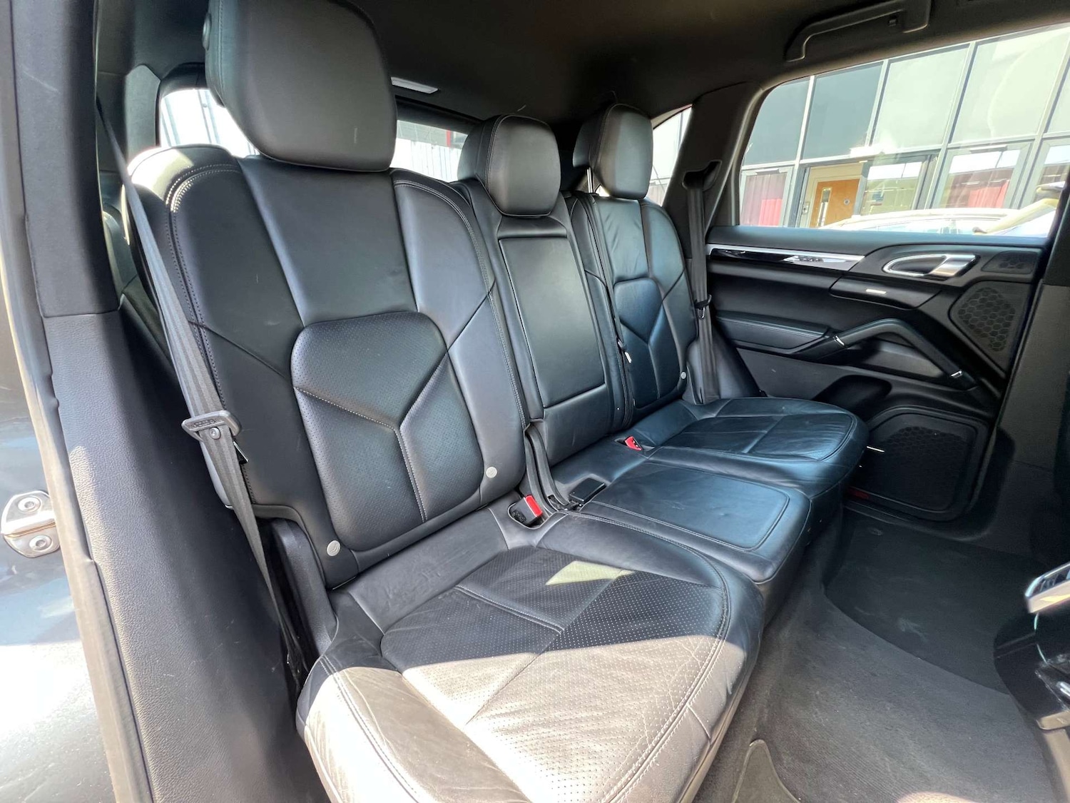 Used Porsche Cayenne 2013 for sale - 76437895: Photo 21