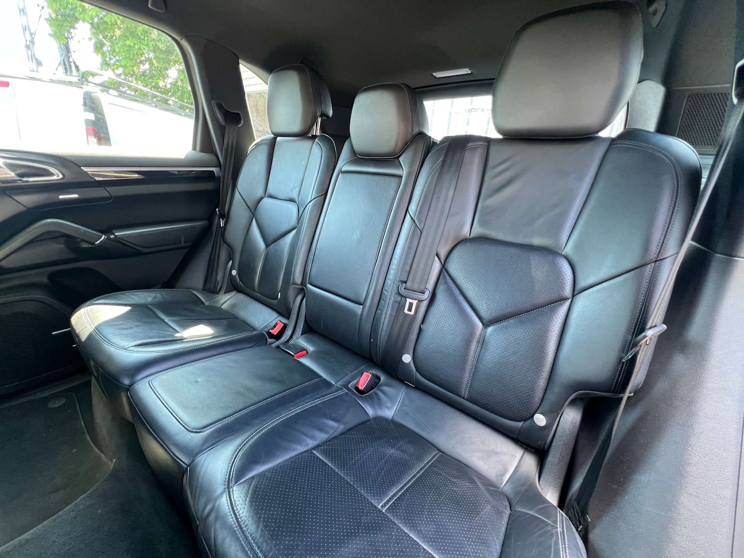 Used Porsche Cayenne 2013 for sale - 76437895: Photo 23