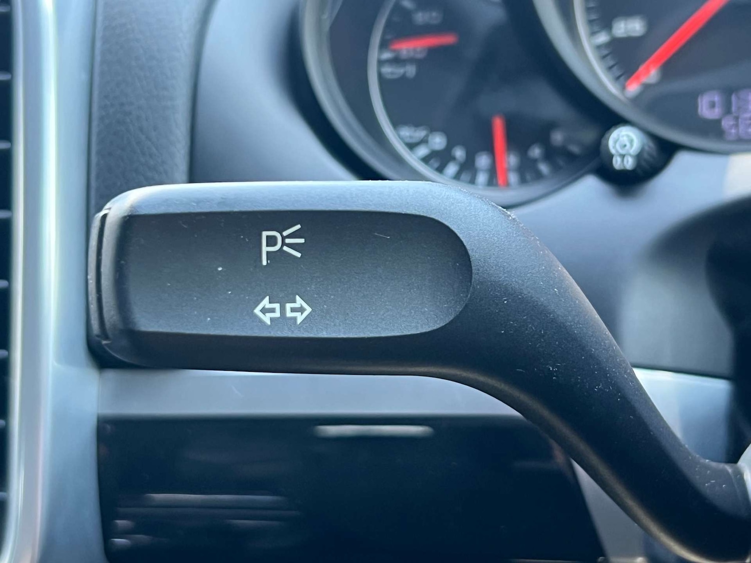 Used Porsche Cayenne 2013 for sale - 76437895: Photo 42