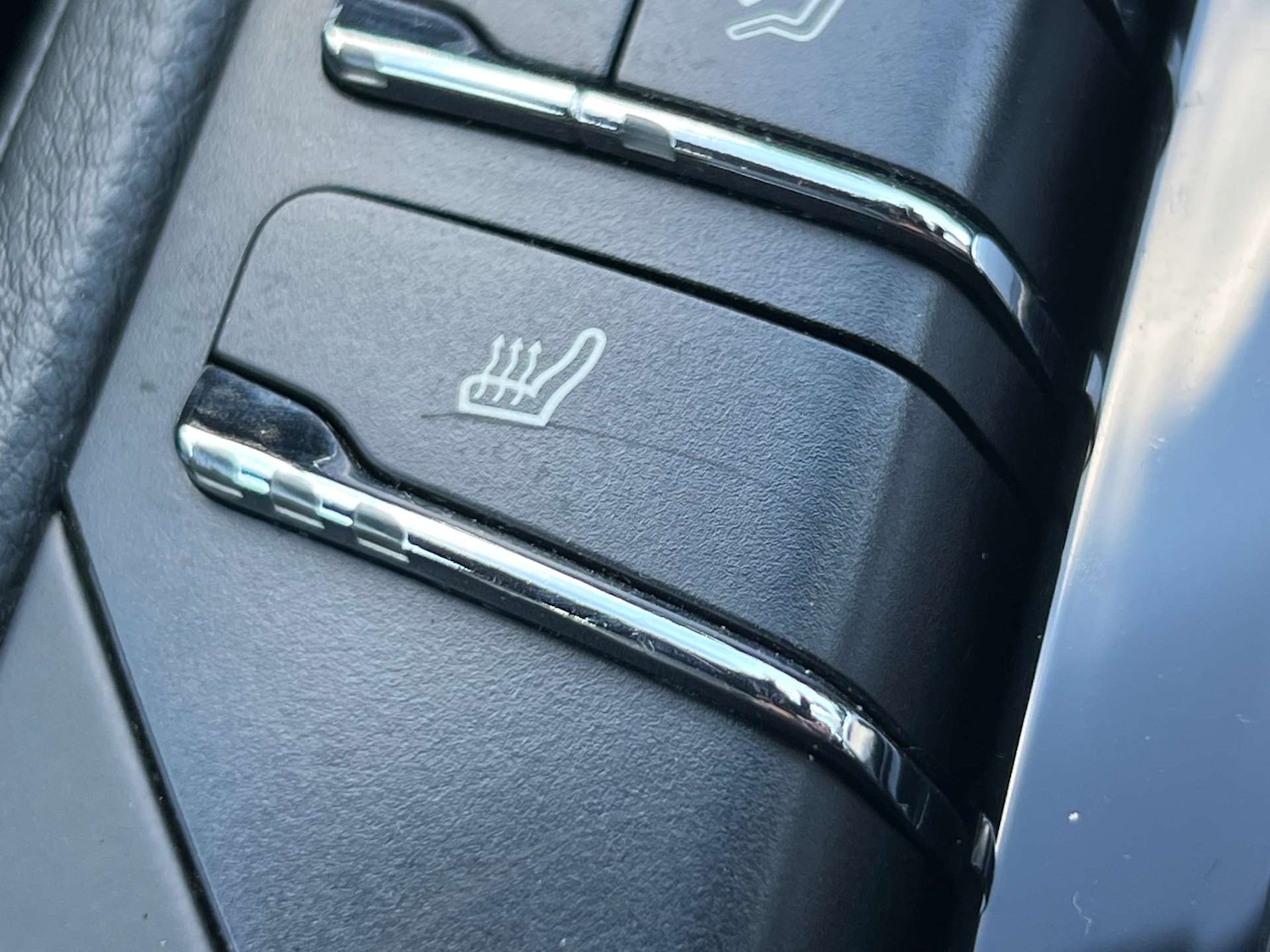 Used Porsche Cayenne 2013 for sale - 76437895: Photo 44