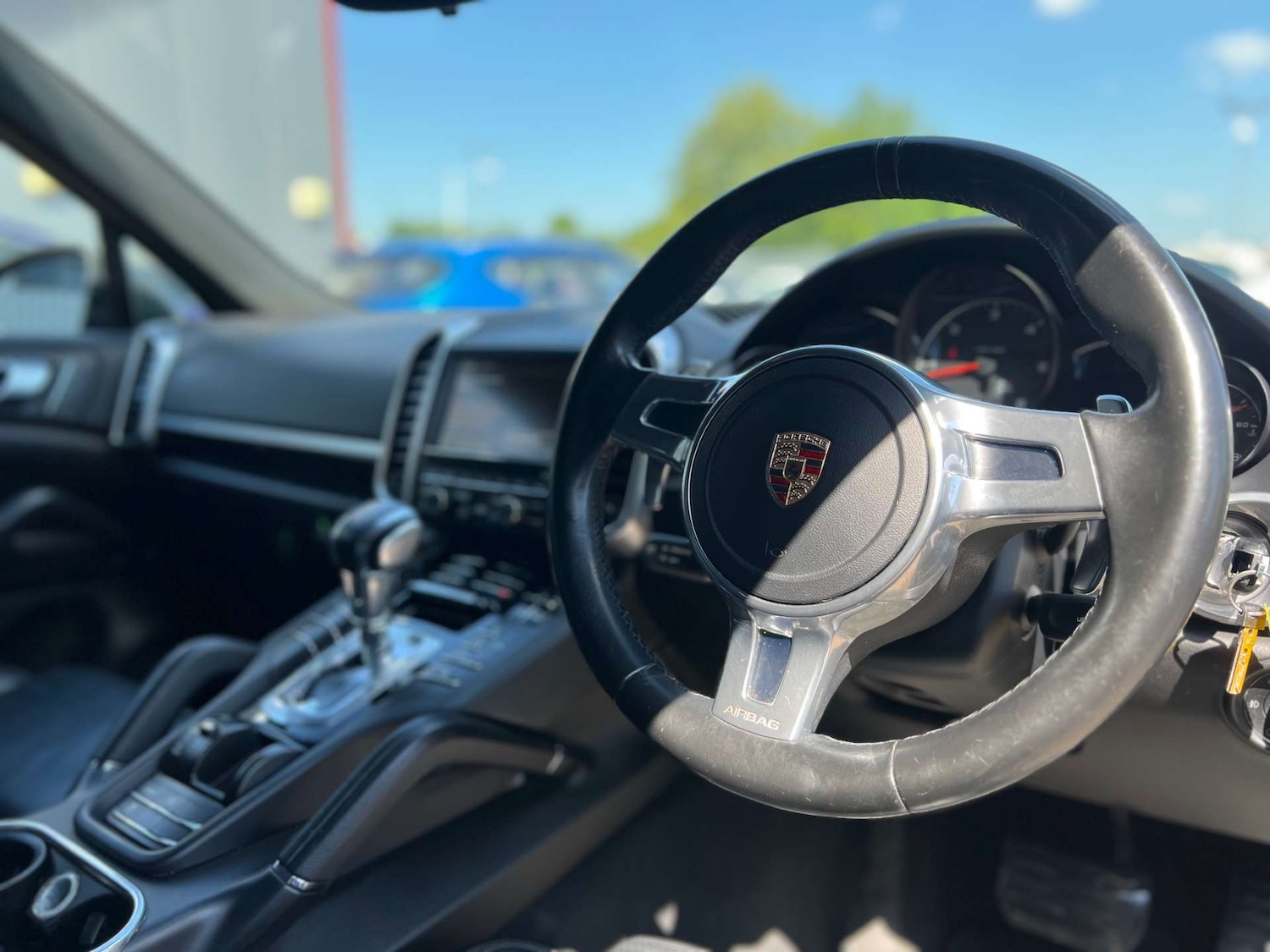 Used Porsche Cayenne 2013 for sale - 76437895: Photo 5