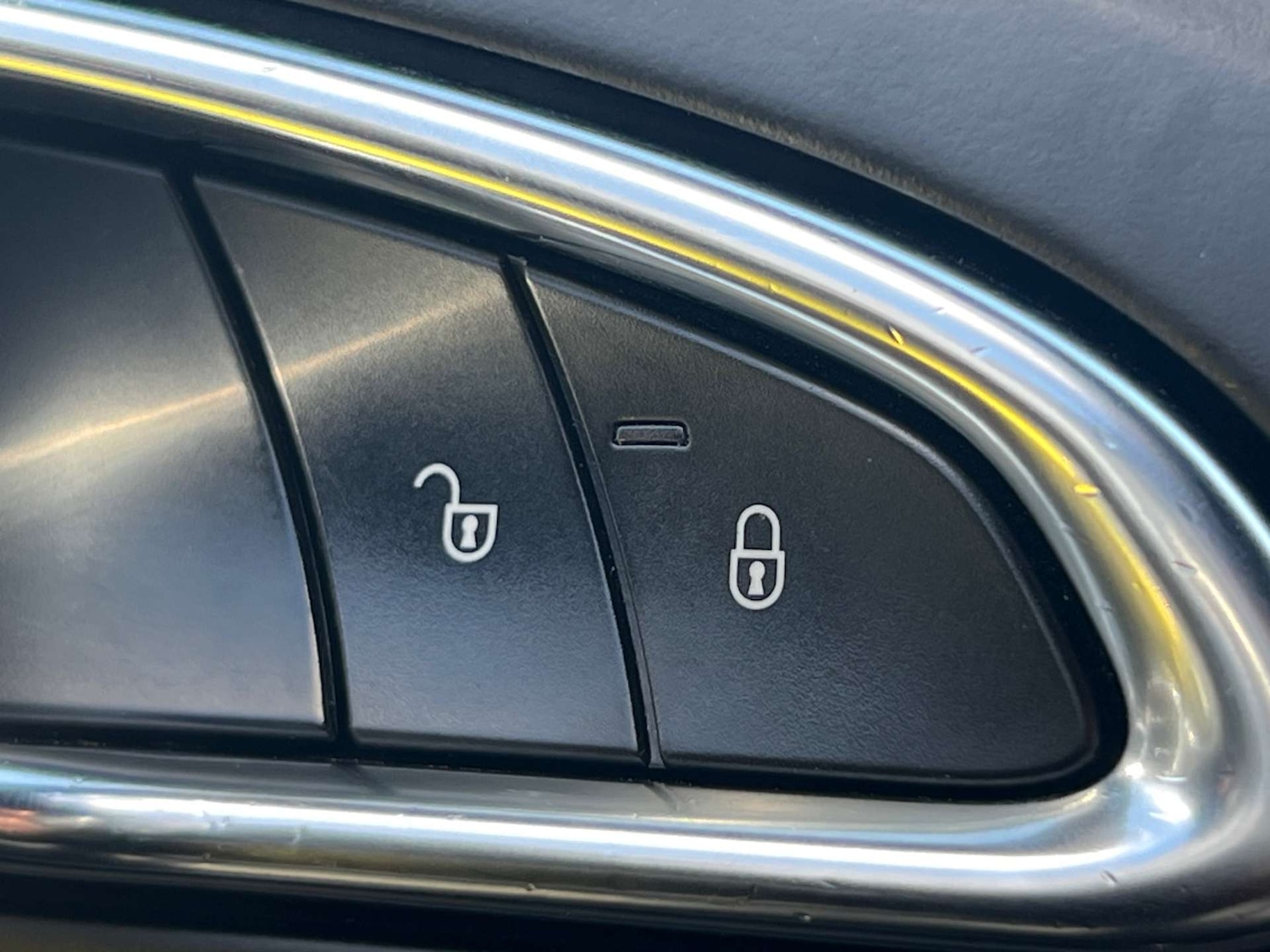 Used Porsche Cayenne 2013 for sale - 76437895: Photo 53