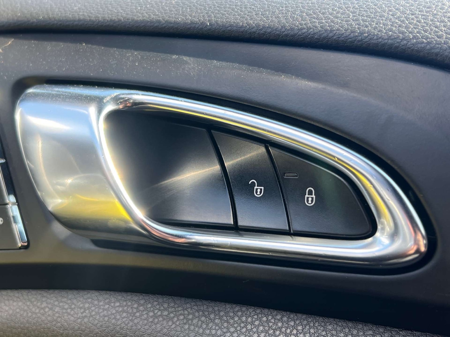 Used Porsche Cayenne 2013 for sale - 76437895: Photo 70