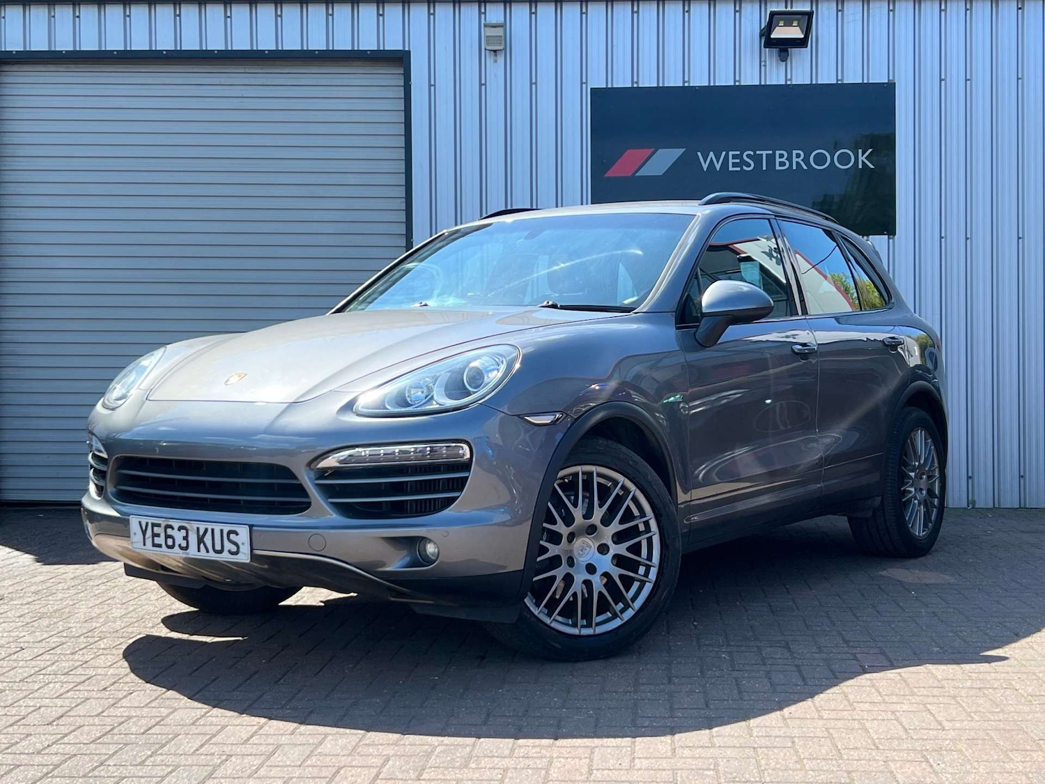 Used Porsche Cayenne 2013 for sale - 76437895: Photo 9