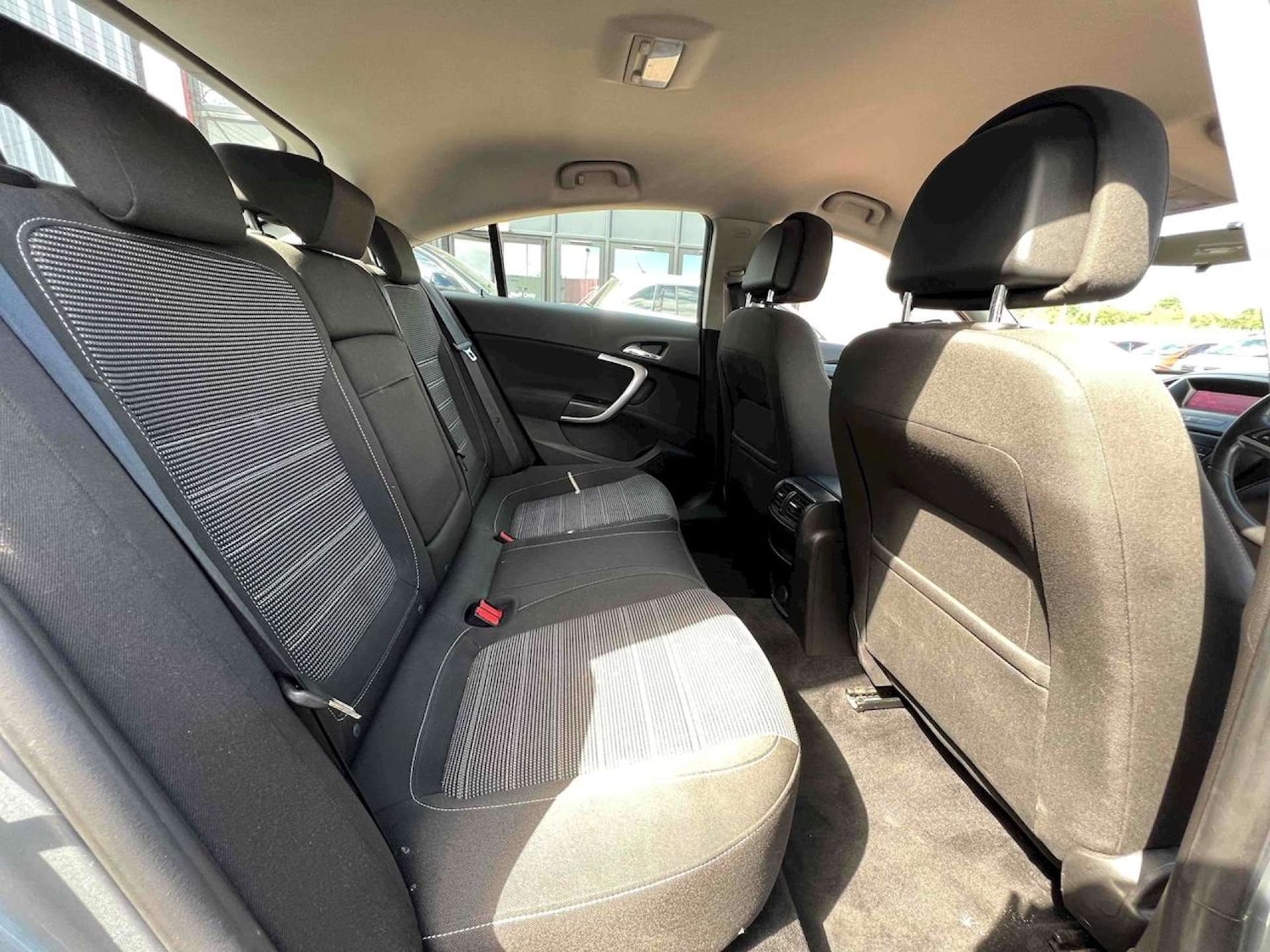 Used Vauxhall Insignia 2011 for sale - 77872394: Photo 12